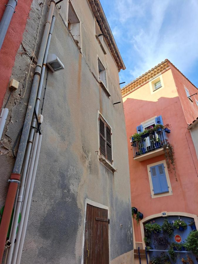 Studio Centre Ancien Apartment Hyeres